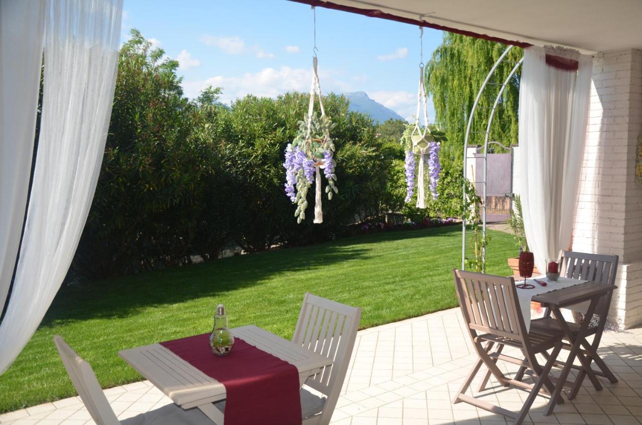 Asso Bed & Breakfast Manerba del Garda Exteriör bild