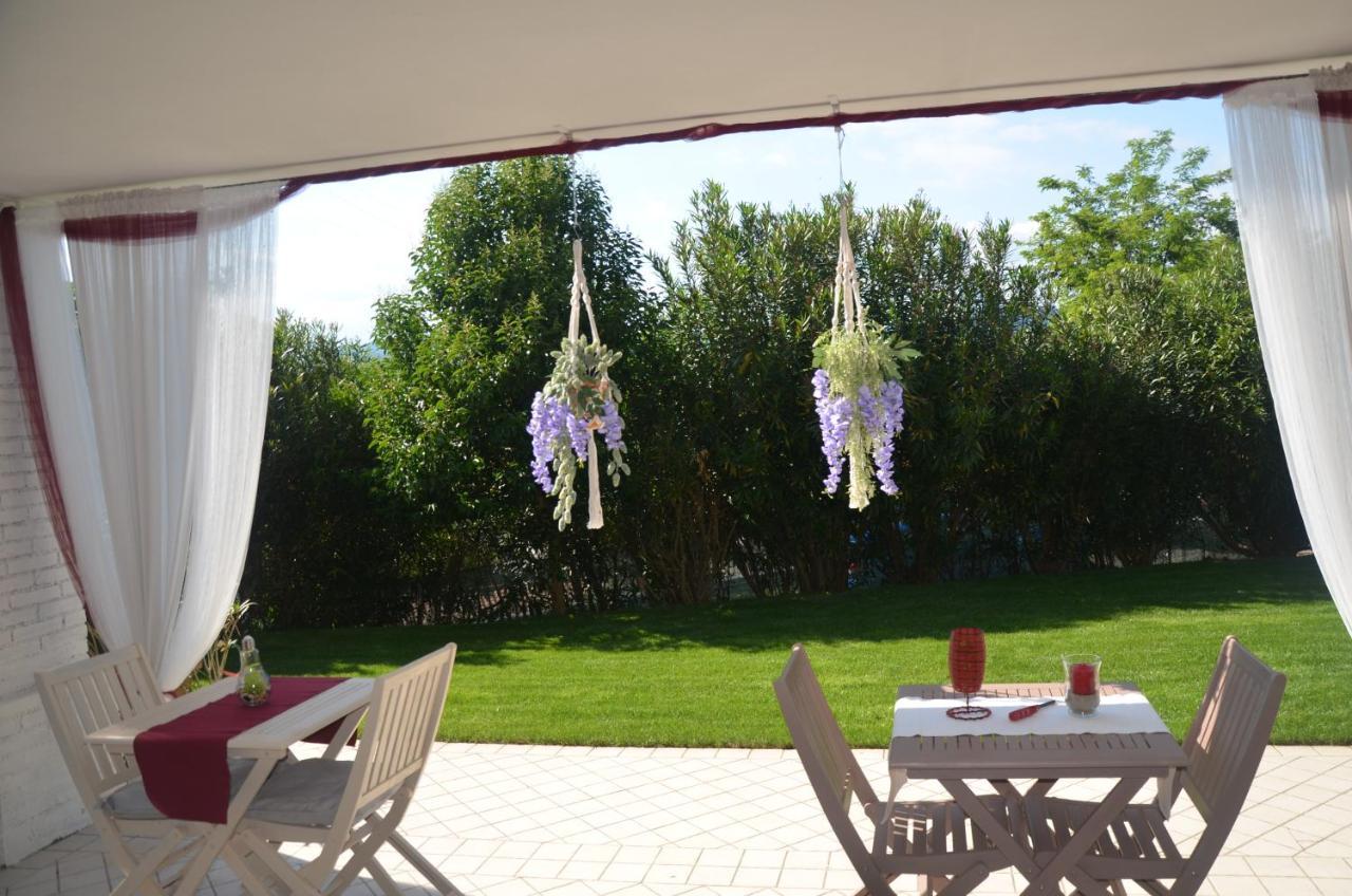 Asso Bed & Breakfast Manerba del Garda Exteriör bild