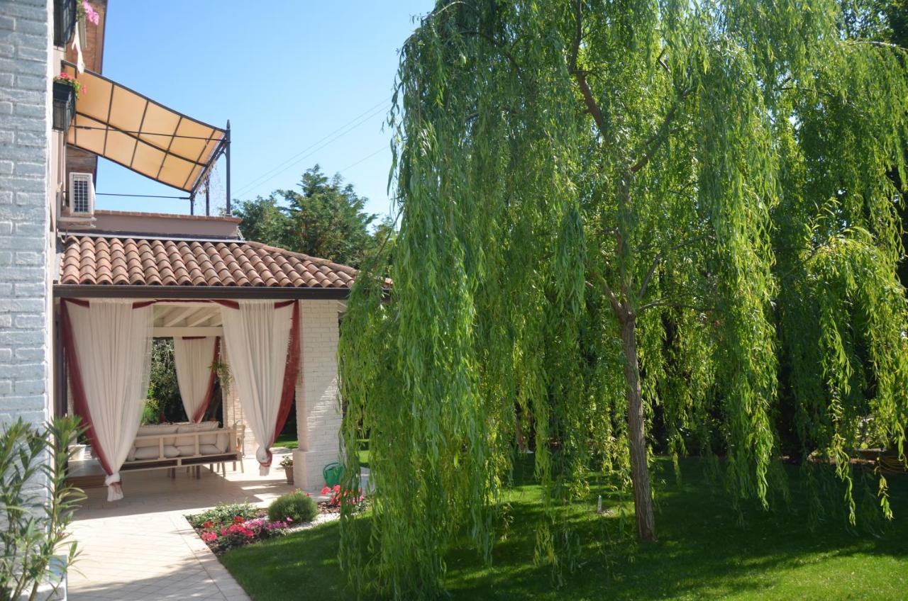 Asso Bed & Breakfast Manerba del Garda Exteriör bild