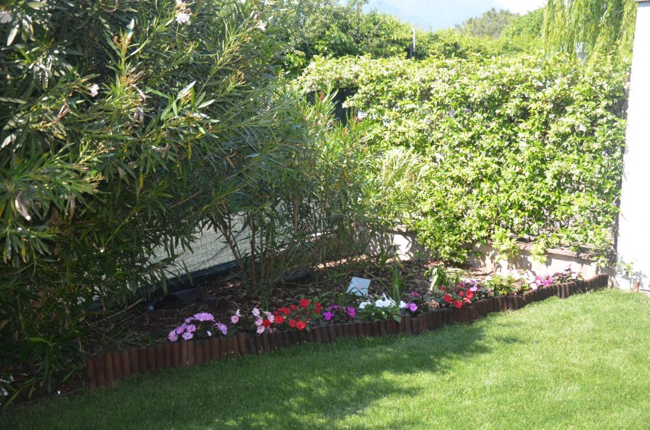 Asso Bed & Breakfast Manerba del Garda Exteriör bild