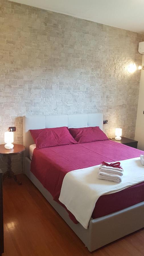 Asso Bed & Breakfast Manerba del Garda Exteriör bild
